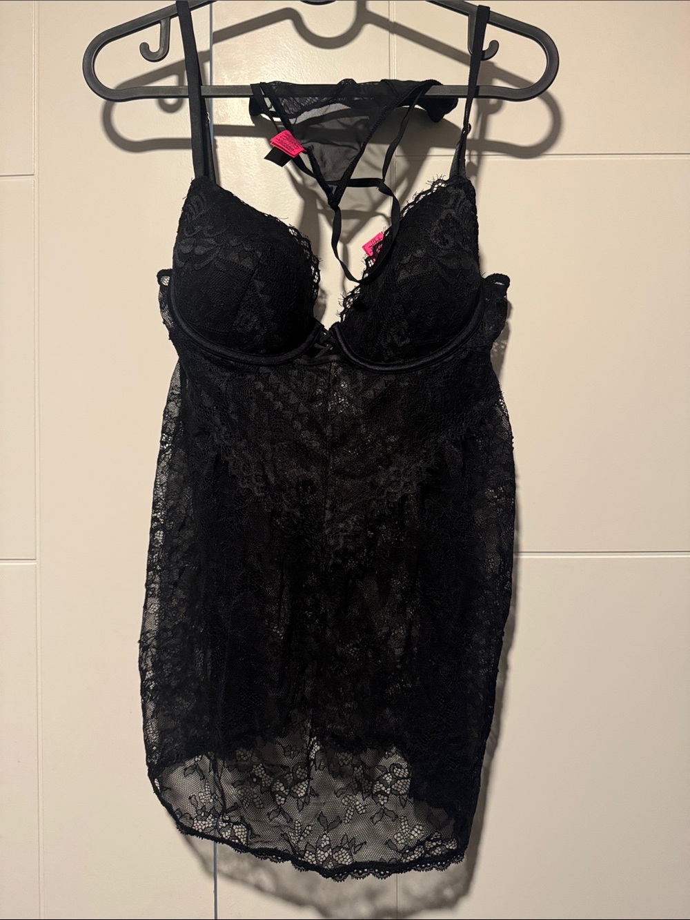 La SENZA - Black Lace Plunge Babydoll Chemise set